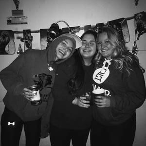 Meet your Posher, Claudia